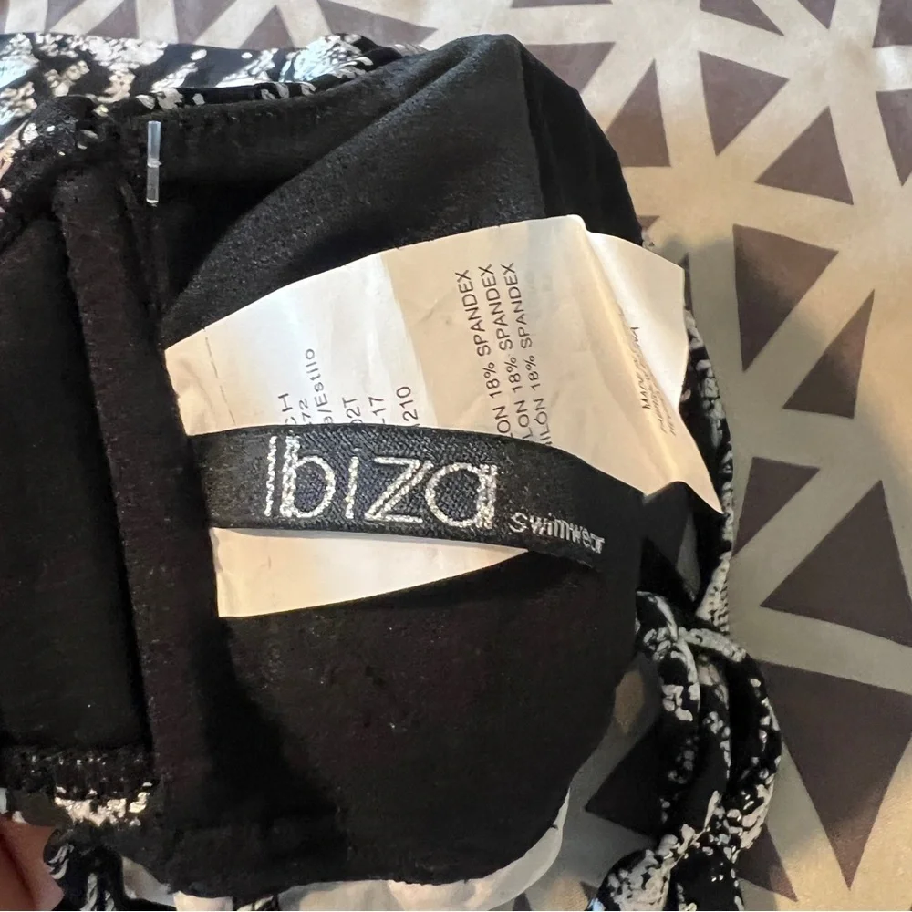 Ibiza Size S‎ Metallic Reptile Snake Print Strappy Cutout Front Tankini Swimwear